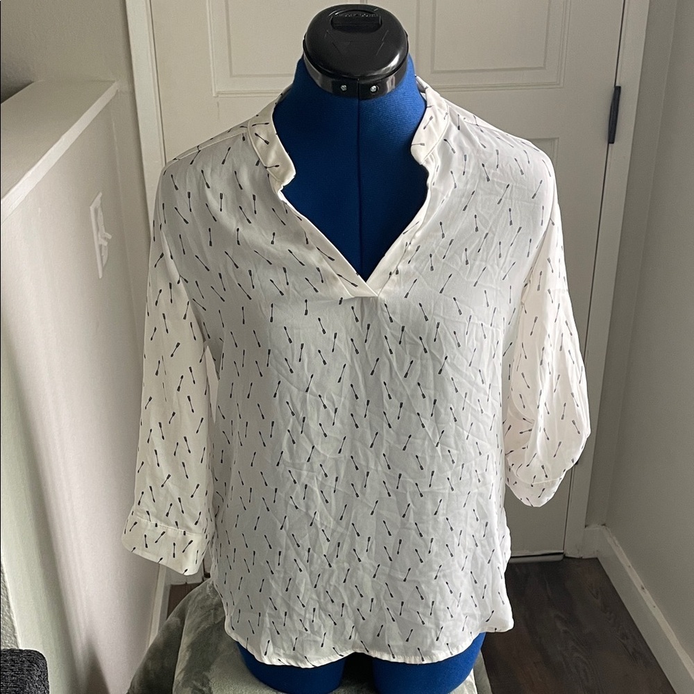 Sweet Rain White Blouse with Black Dashes